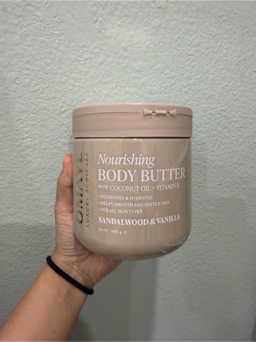 OMAVE Nourishing Body Butter w Coconut Oil &Vitamin E, Sandalwood & Vanilla 24oz